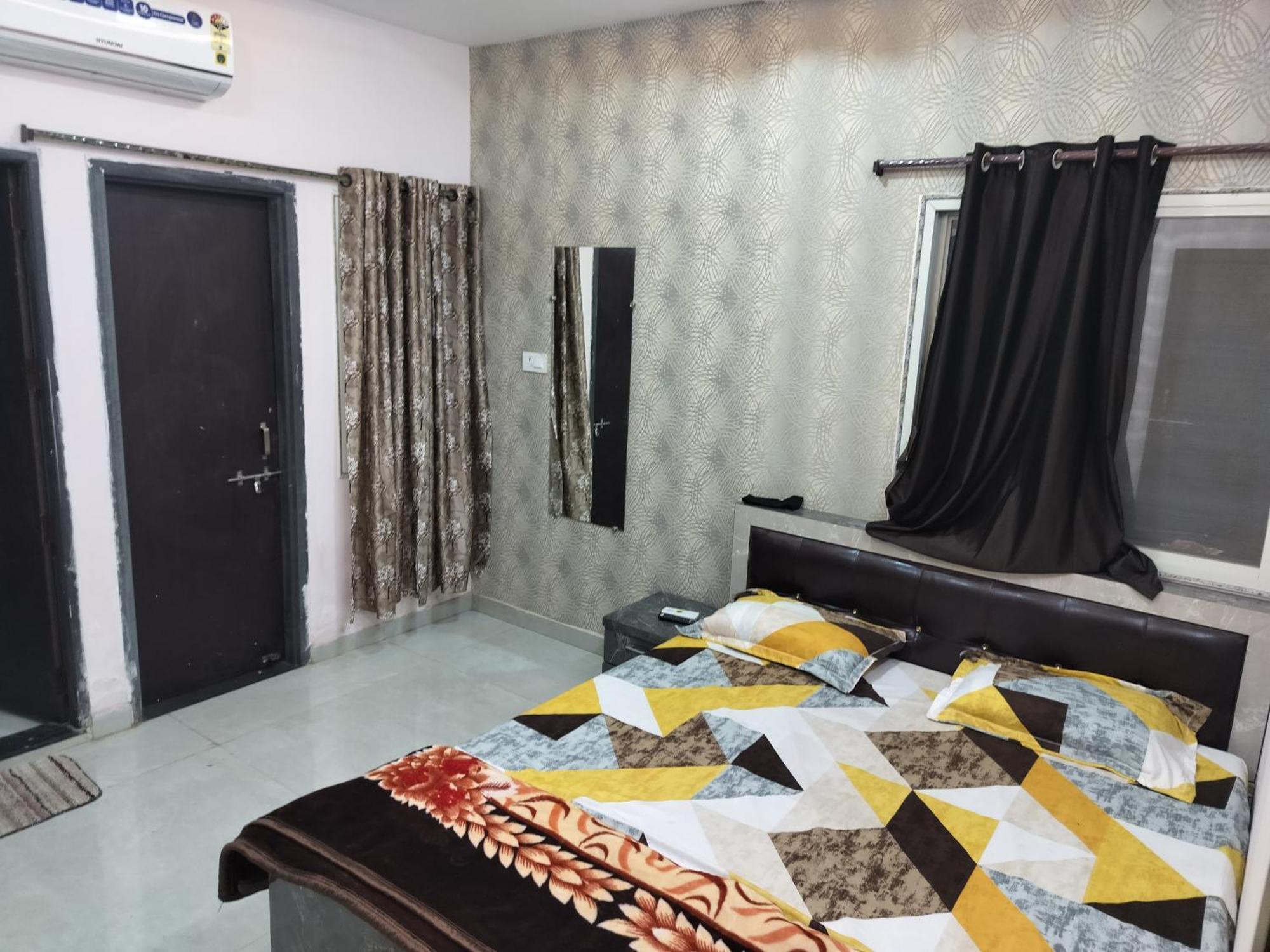 Shiv Shakti Homestay Ujjain Eksteriør bilde